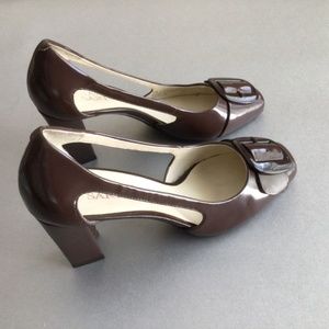 Franco Sarto Brown Leather Buckle Toe Heels size 5.5